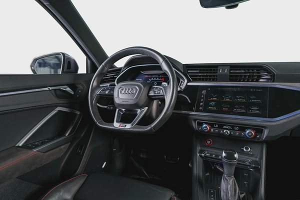 Audi RSQ3 Sportback-Premium Leather Interior-Red Interior Inserts-Carbon Fiber Trim-GCC-AUDI FSH