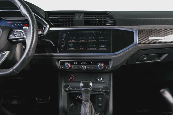 Audi RSQ3 Sportback-Premium Leather Interior-Red Interior Inserts-Carbon Fiber Trim-GCC-AUDI FSH