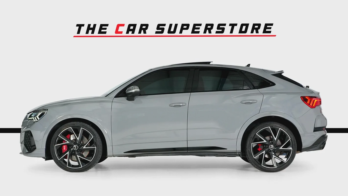 Audi RSQ3 Sportback-Premium Leather Interior-Red Interior Inserts-Carbon Fiber Trim-GCC-AUDI FSH-4-4