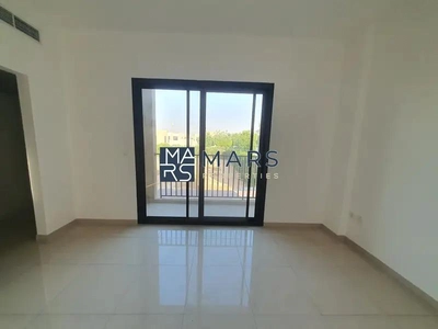 Elegant Corner 3-Bedroom Townhouse for Rent – Great Location!"-12