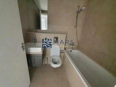 Elegant Corner 3-Bedroom Townhouse for Rent – Great Location!"-17
