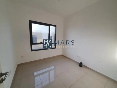 Elegant Corner 3-Bedroom Townhouse for Rent – Great Location!"-18