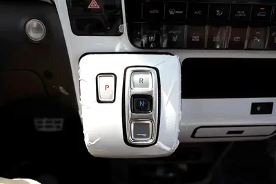 Hyundai Staria Luxury 7 seaters Hyundai Staria Luxury Premium 7 Seaters 2026 GCC specs (FOR EXPORT ONLY)-9