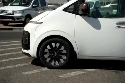 Hyundai Staria Luxury 7 seaters Hyundai Staria Luxury Premium 7 Seaters 2026 GCC specs (FOR EXPORT ONLY)-19