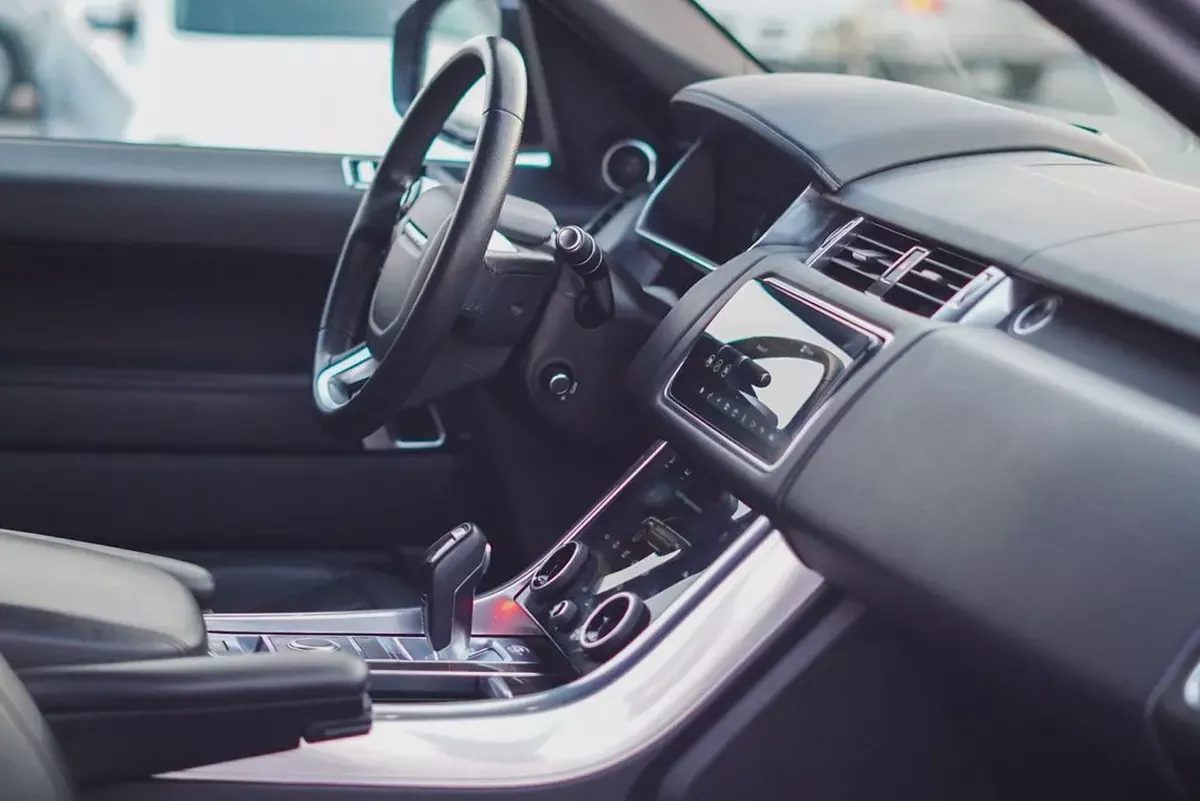 RANGE ROVER SPORT 2020-8-8