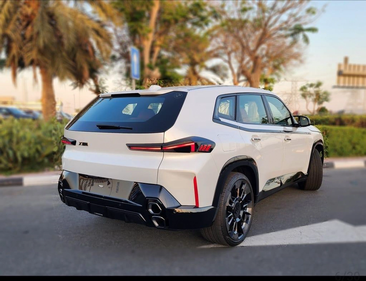 New 2024 BMW BMW XM-10-10
