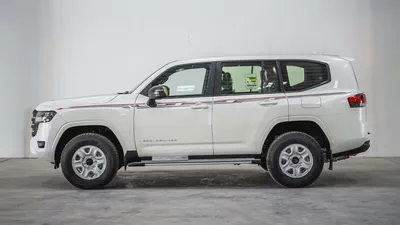 LC300 GXR 4.0L GCC 2026 for Export-3