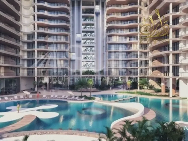 WATER ROOF_LIVE ON BEACH_COVERD PARKING_HIGH FLOOR