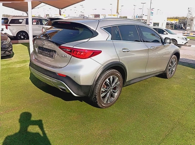 Infiniti QX30 Luxury 2018 - American Specs-8