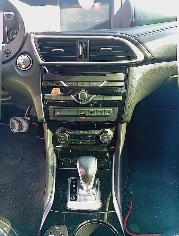 Infiniti QX30 Luxury 2018 - American Specs