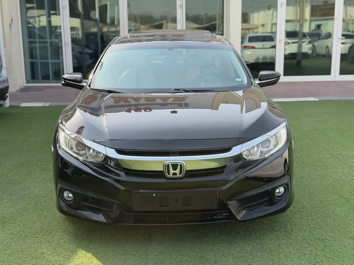 Honda Civic -EX -2017 -GCC -EXCELLENT CONDITION-2-2