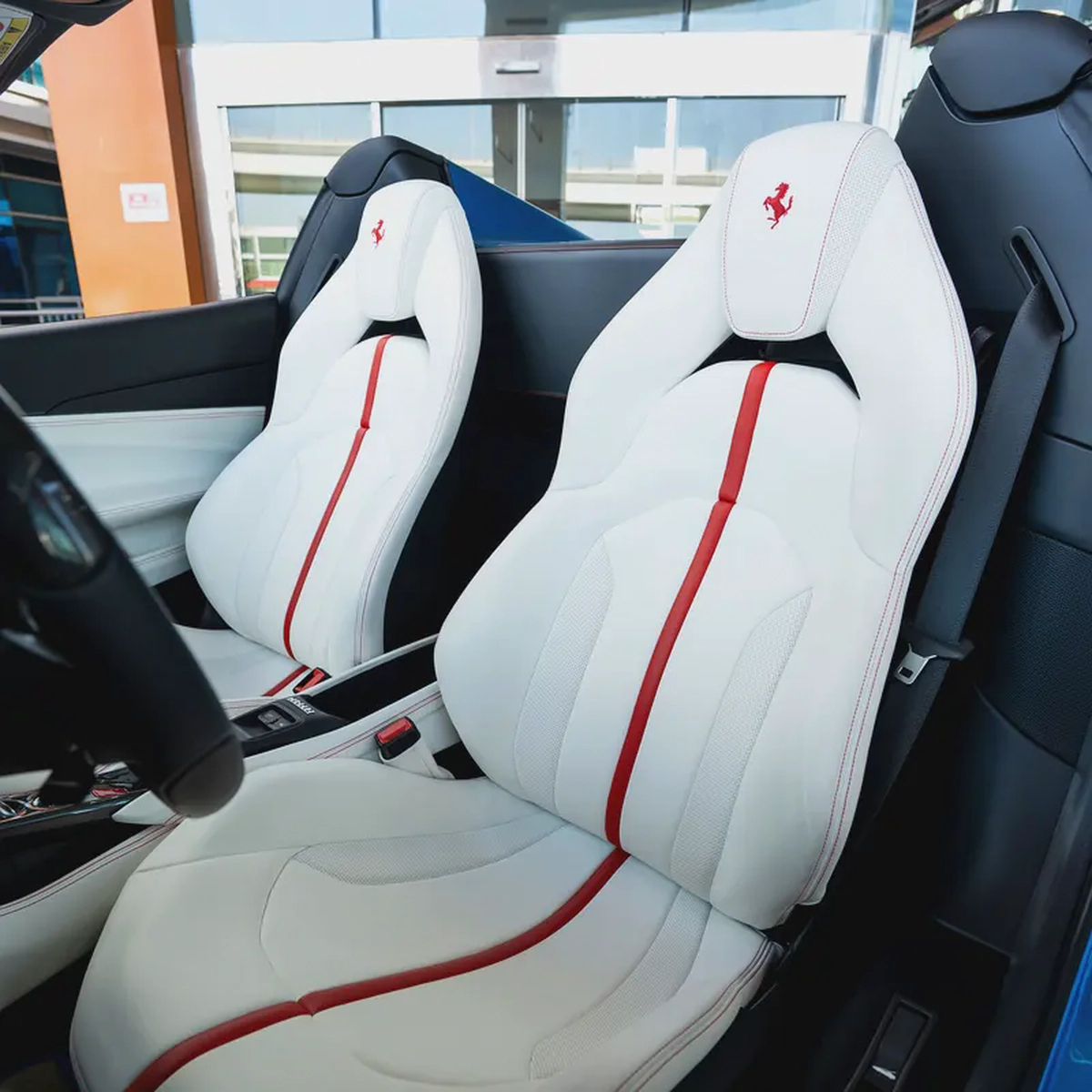 2023 FERRARI F8 SPIDER DONE ONLY 1800KM-14-14