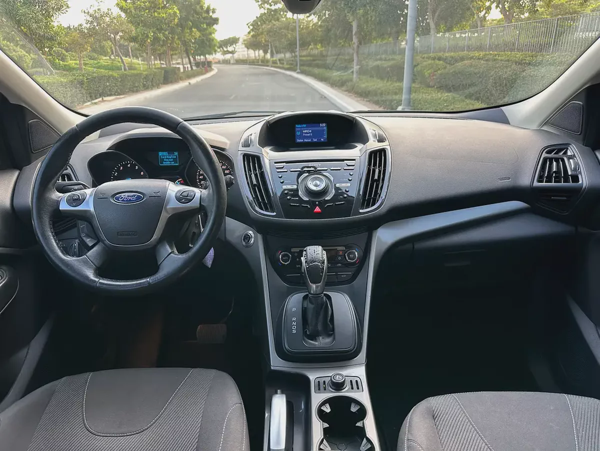 Ford Escape XLT 2015 | GCC Specs | Well Maintained-8-8