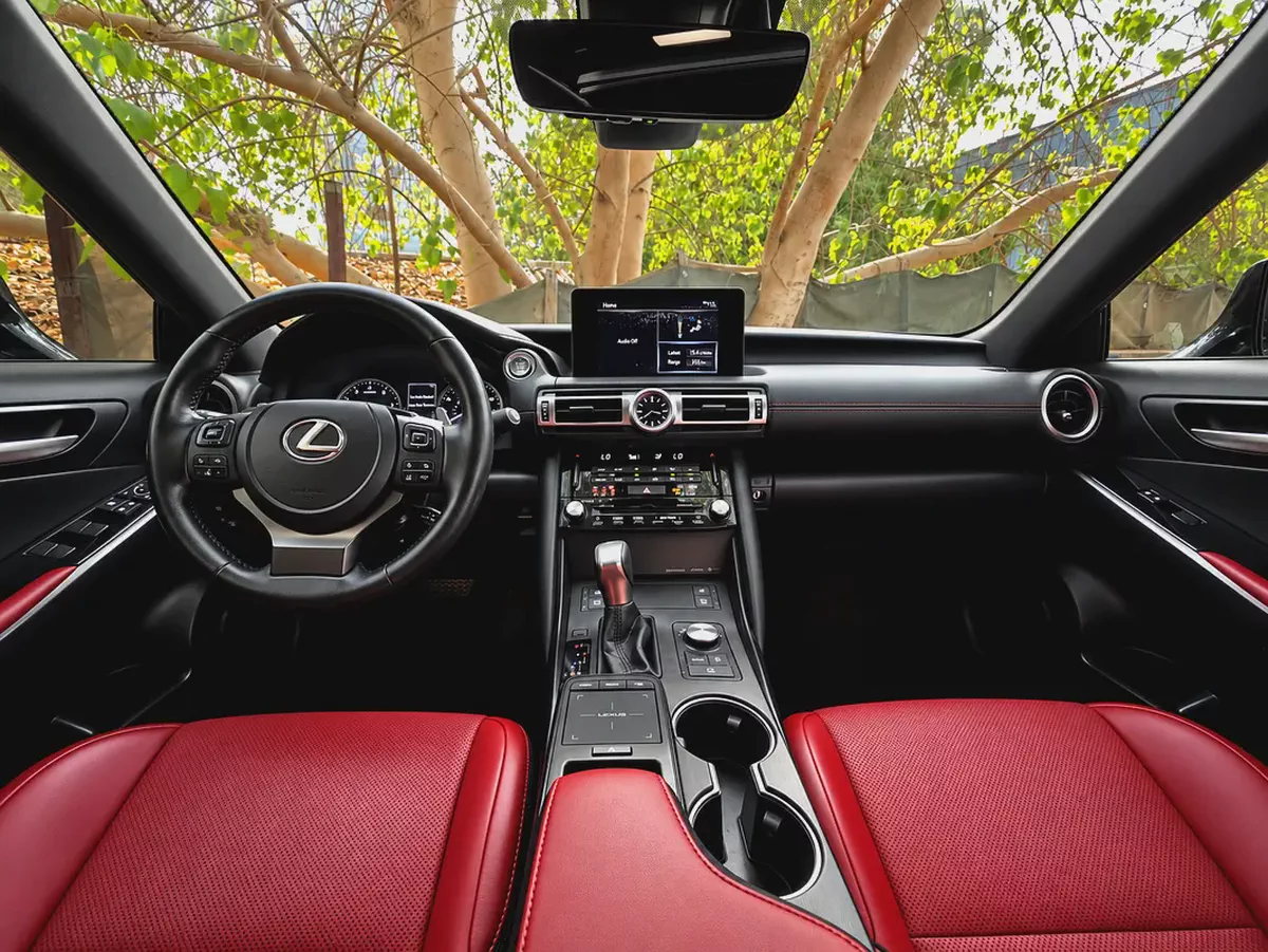 AED 1,380 PM | 1-YEAR FULL WARRANTY | 2021 LEXUS IS 300 PLATINUM-8-8