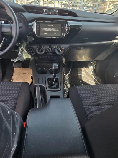 Toyota Hilux 2.4L Diesel Double Cab 2026 – Basic Option-4