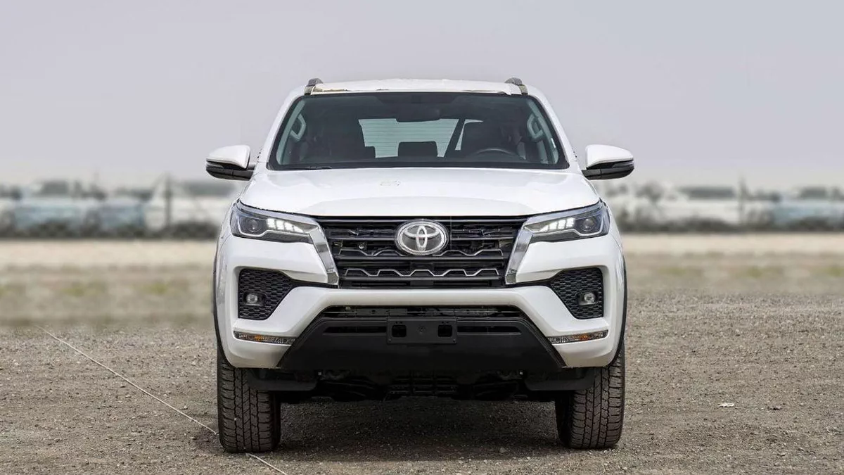 Toyota Fortuner EXR Toyota fortuner 2.4L diesel 4WD AT MY2025-1-0