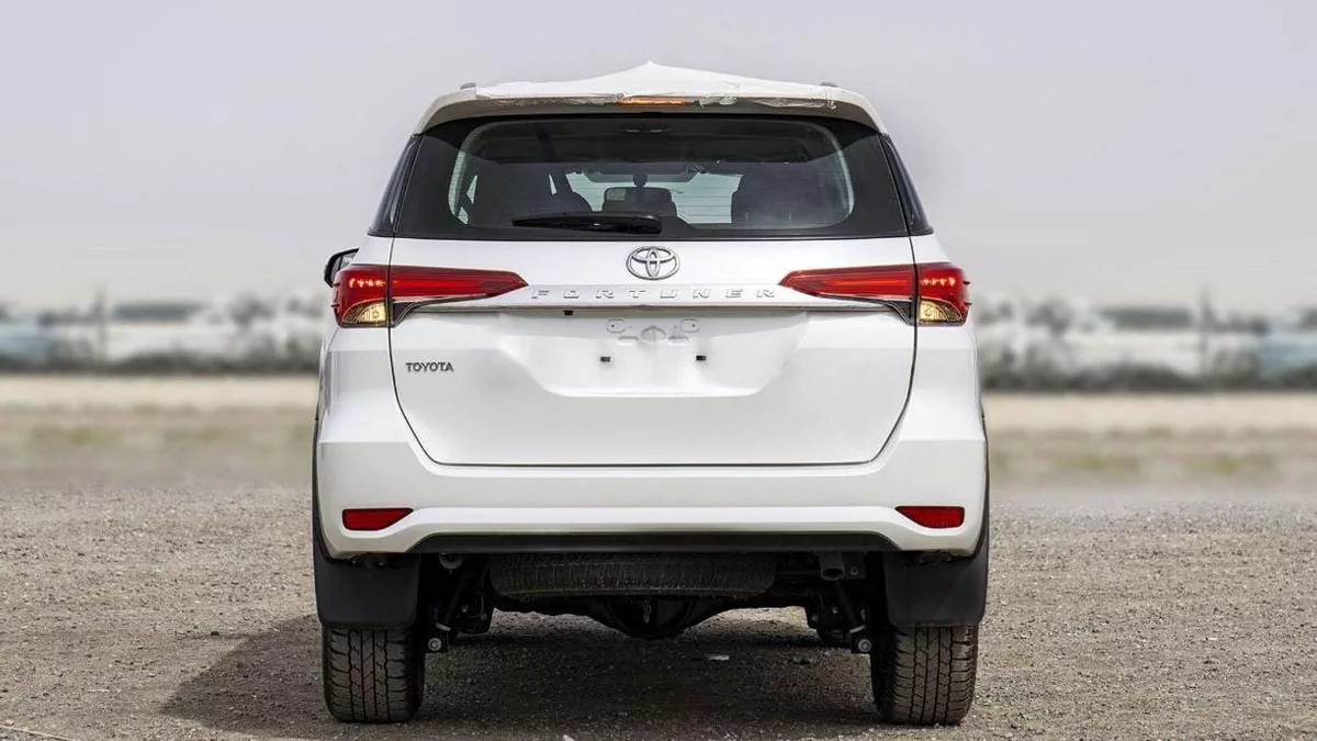 Toyota Fortuner EXR Toyota fortuner 2.4L diesel 4WD AT MY2025-3-0