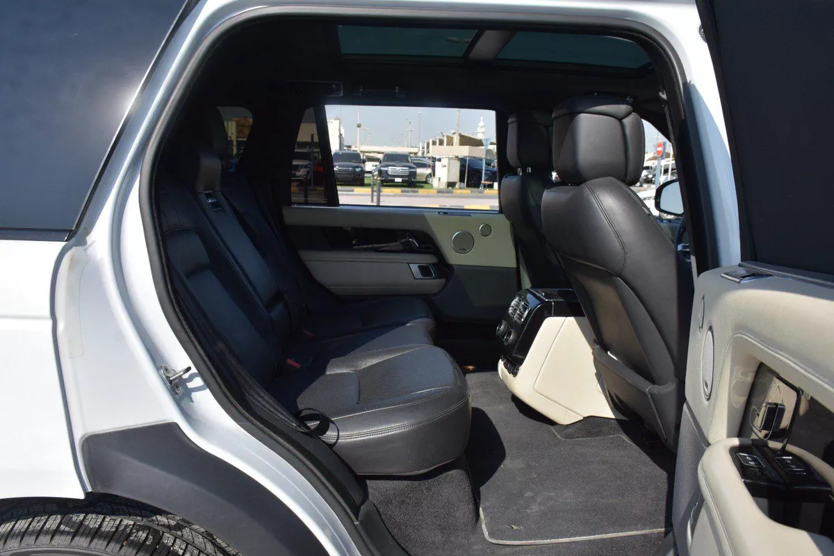 RANGE ROVER LWB SC 2020 | WHITE-4-4