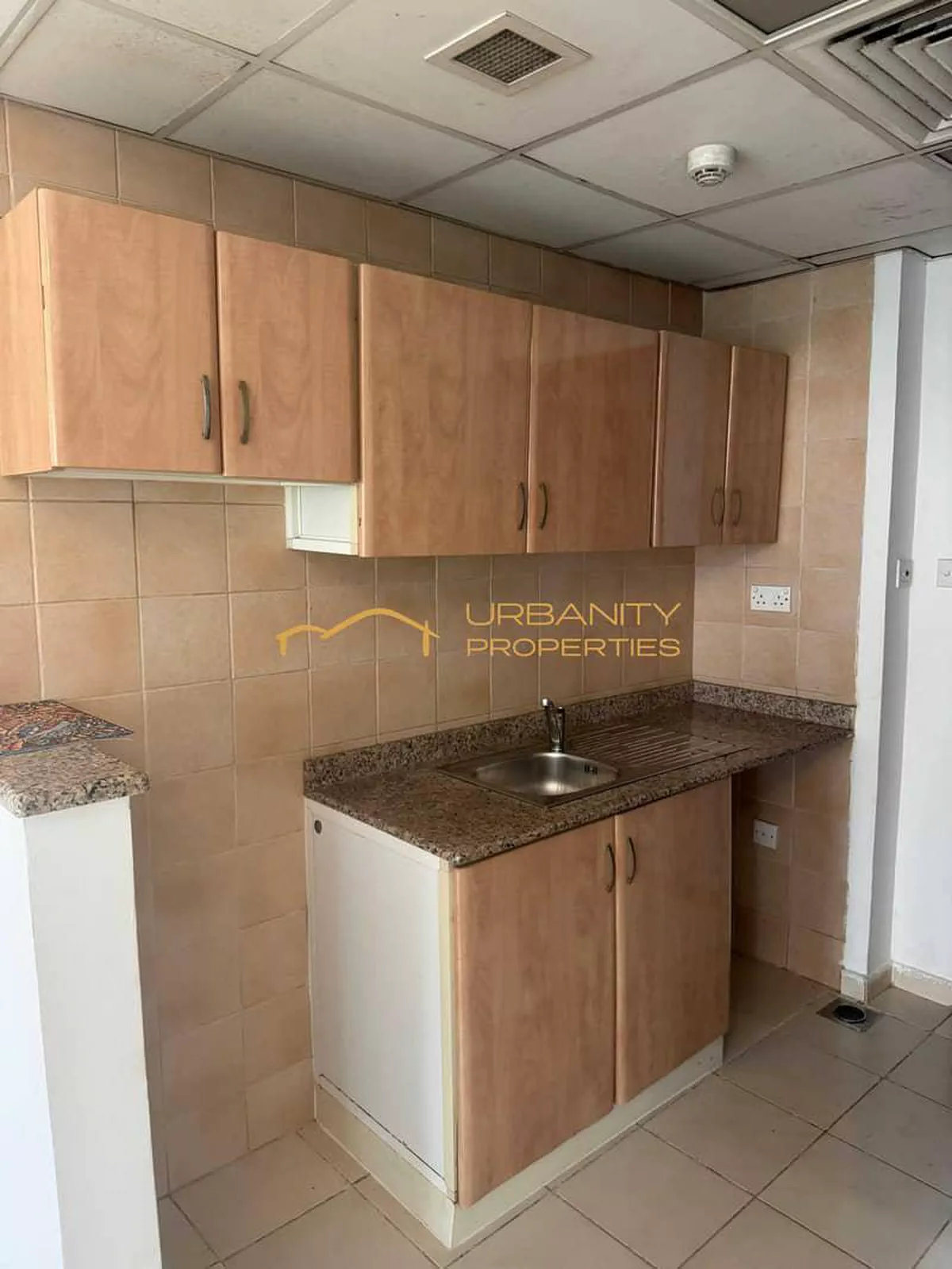 484 sq. ft Studio for Sale in England Cluster | AED 370,000 | City Views | International City-6-6