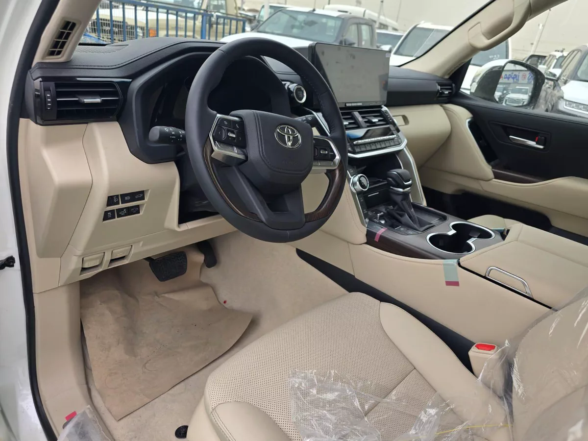 TOYOTA LAND CRUISER LC300 VX 4.0L V6 PETROL 2026-6-6