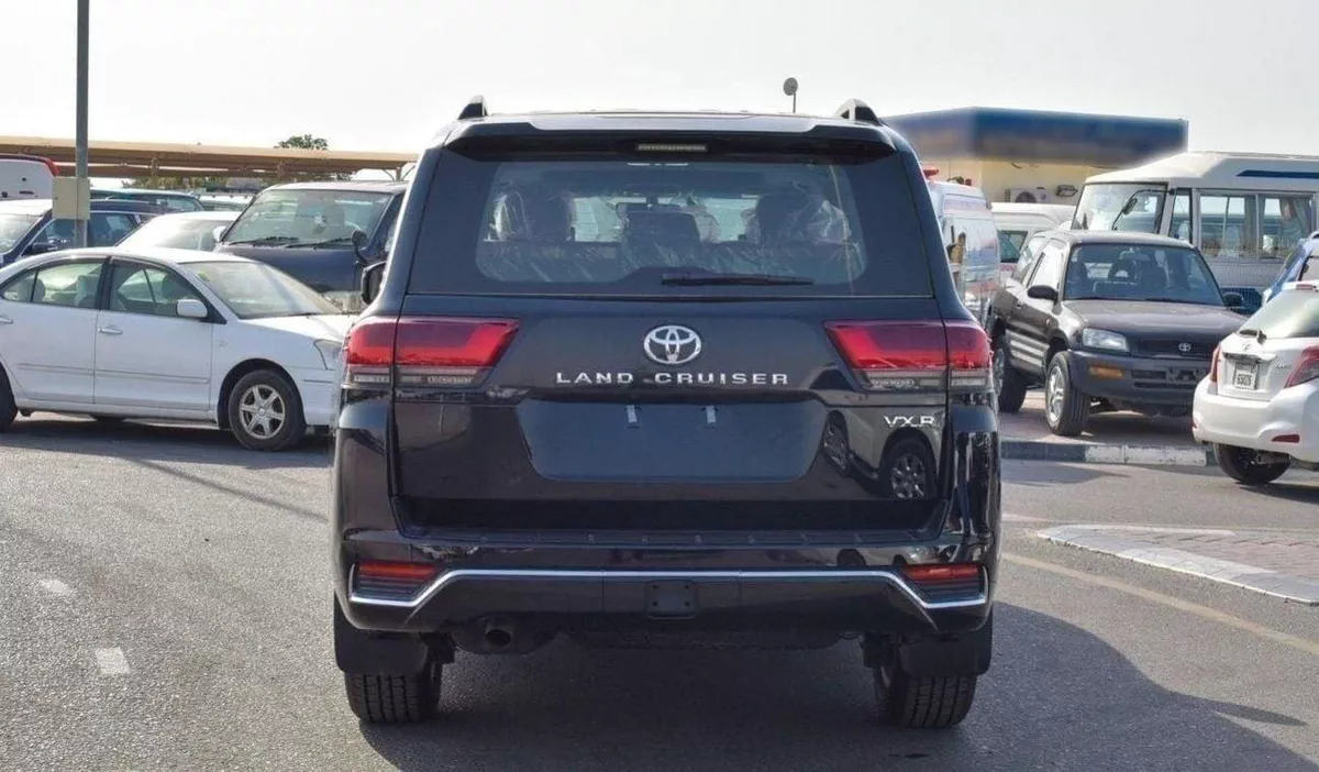 Toyota Land Cruiser VXR Toyota Land Cruiser LC300 VXR 3.3L Diesel full option 2026-7-0