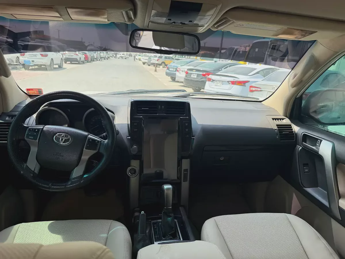 Reliable Toyota Prado TXL 2011 | GCC Specs | Well Maintained-4-4