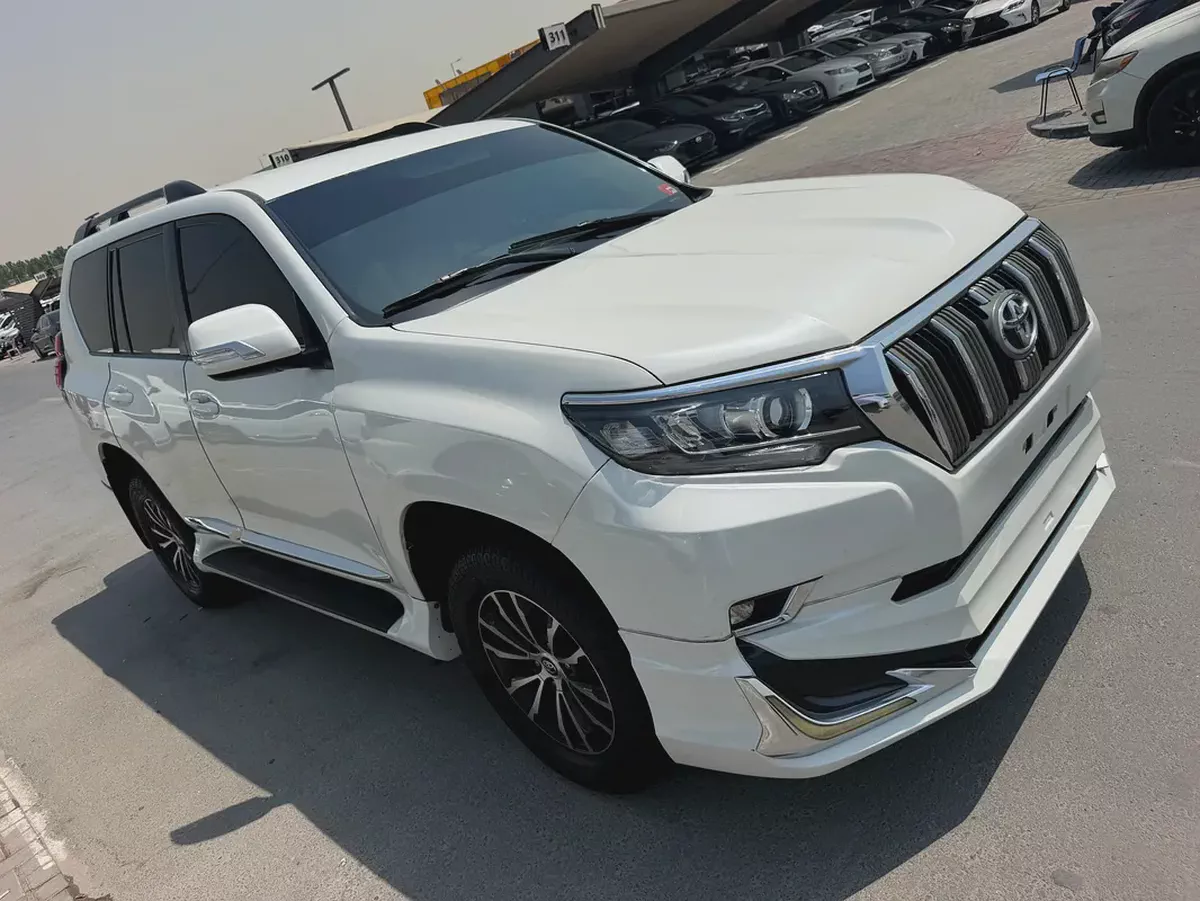 Reliable Toyota Prado TXL 2011 | GCC Specs | Well Maintained-7-7