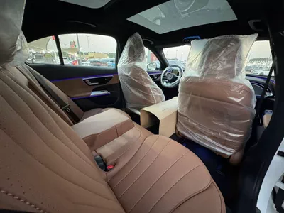 Mercedes Benz E200 STD-9
