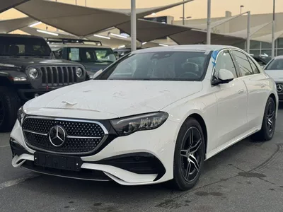 Mercedes Benz E200 STD-1