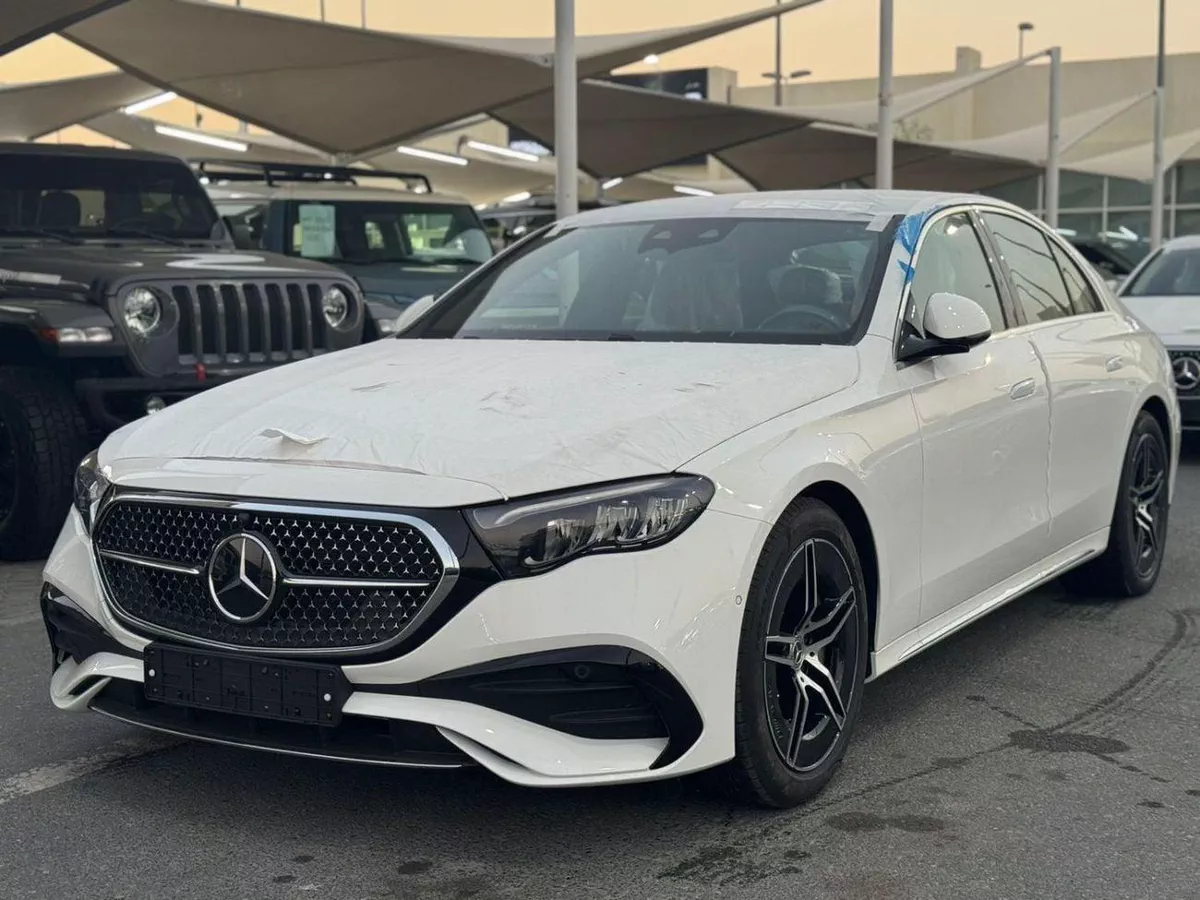 Mercedes Benz E200 STD-1-0