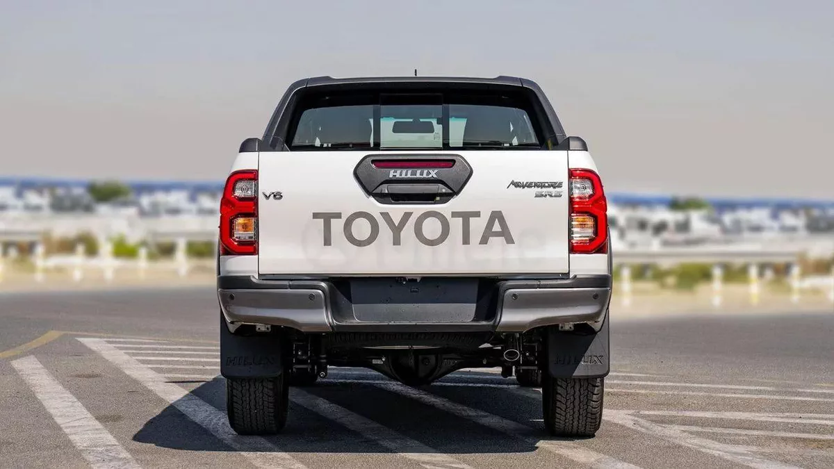 Toyota Hilux ADVENTURE TOYOTA  | 2-YEAR WARRANTY + SERVICE AVAILABLE| 0% DOWNPAYMEN-5-5