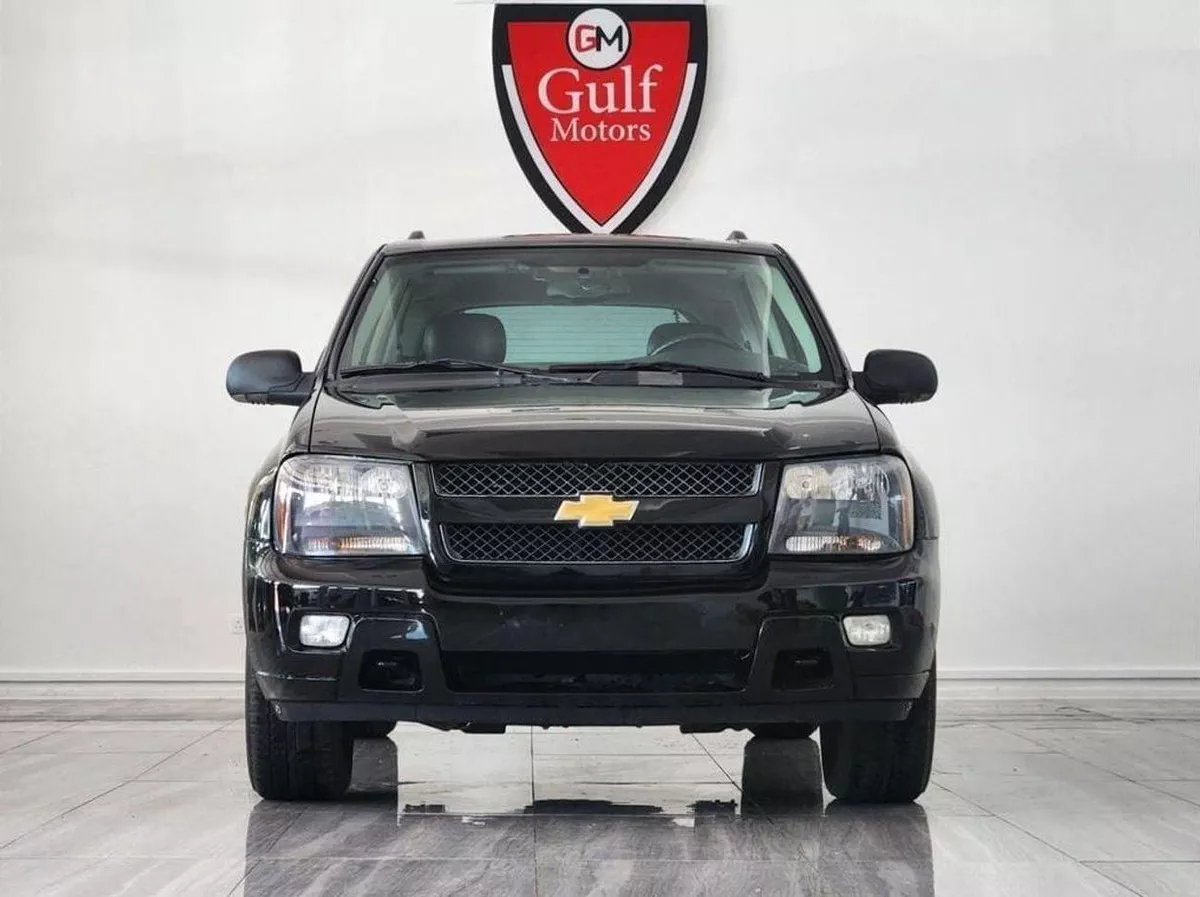 Chevrolet Trailblazer LTZ 4.2L-6CYL - EXCELLENT CONDITION GCC SPECIFICATION-1-0