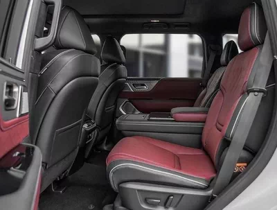 Infiniti QX80 AUTOGRAPH CAPTAIN CHAIRS-3