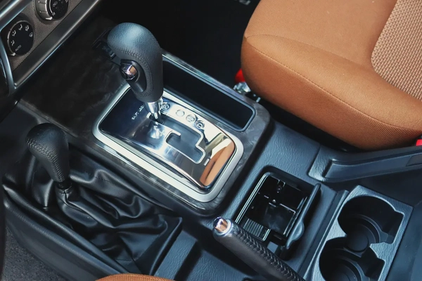 Nissan Super Safari 2023 Black كبسولة