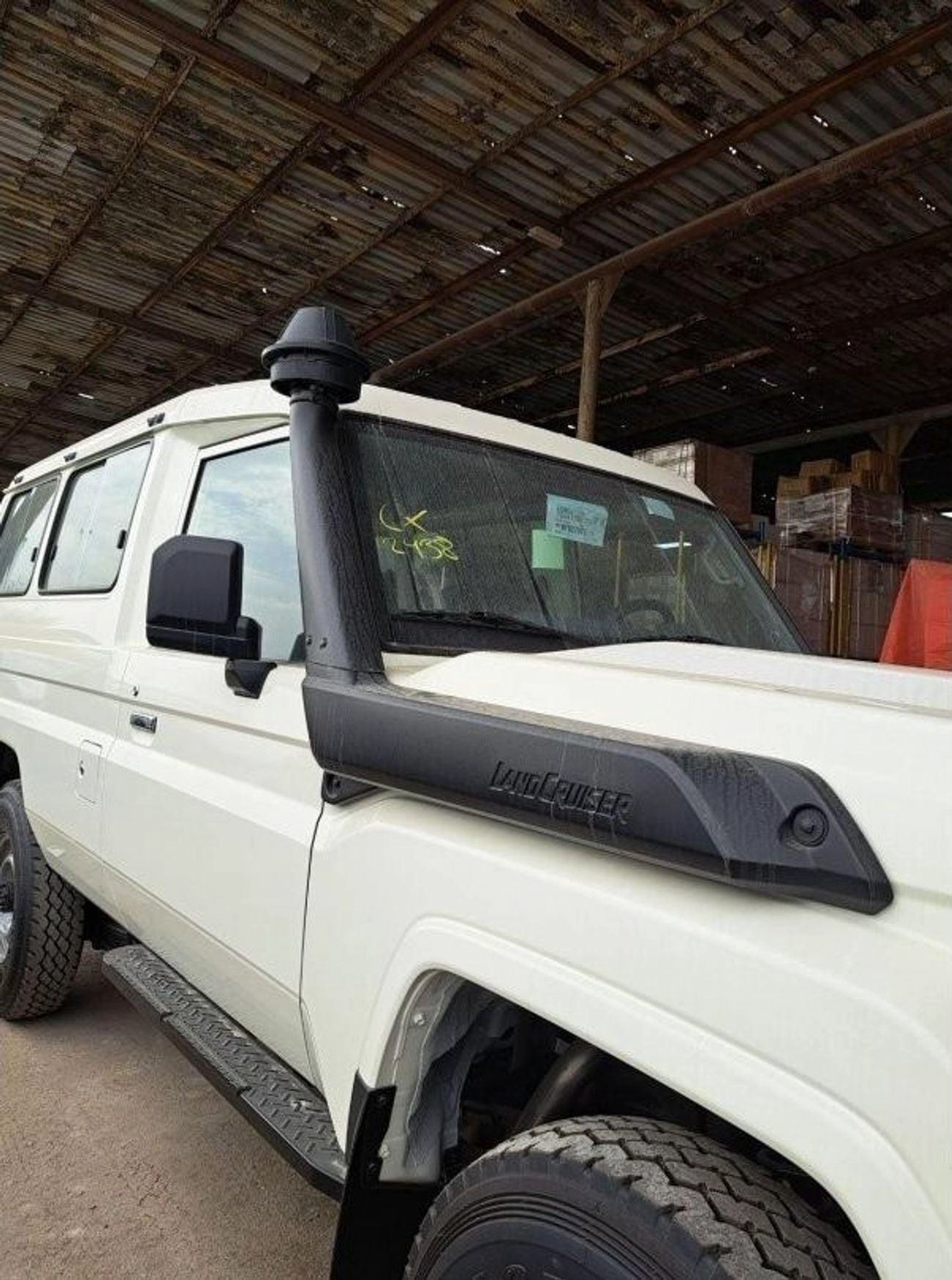 Toyota Land Cruiser 70 LC 78 HARDTOP 2.8L AT LC78 4.5L V8DIESEL 3DOOR-4-0