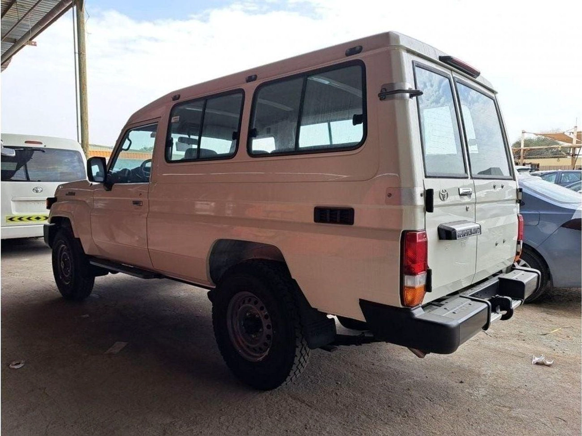 Toyota Land Cruiser 70 LC 78 HARDTOP 2.8L AT LC78 4.5L V8DIESEL 3DOOR-6-0
