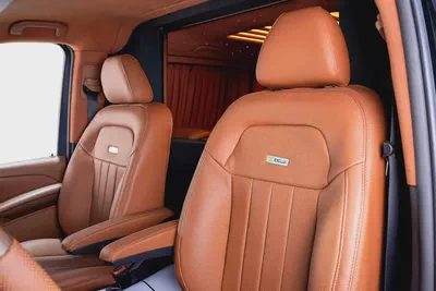 Brand New Mercedes Benz V300-GCC-VIP Upgrades-Exclusive Transportation-Mercedes Warranty till 2027-13