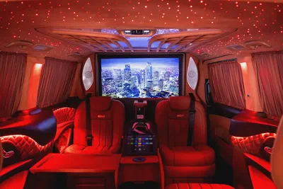 Brand New Mercedes Benz V300-GCC-VIP Upgrades-Exclusive Transportation-Mercedes Warranty till 2027-16