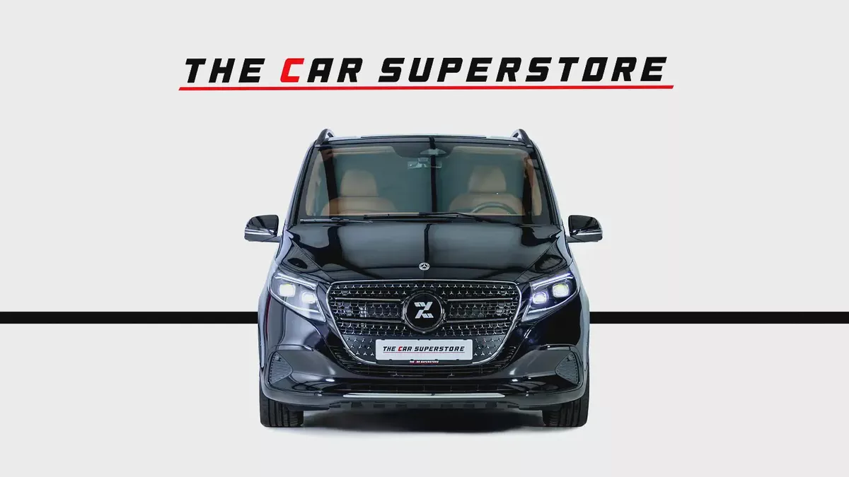 Brand New Mercedes Benz V300-GCC-VIP Upgrades-Exclusive Transportation-Mercedes Warranty till 2027-2-2