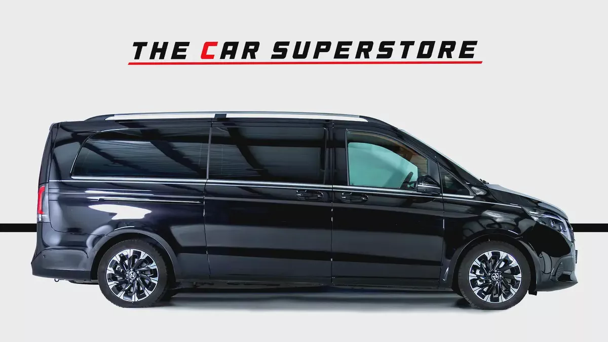 Brand New Mercedes Benz V300-GCC-VIP Upgrades-Exclusive Transportation-Mercedes Warranty till 2027-8-8