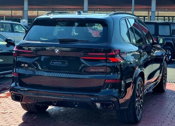 BMW X5 M XDrive 40i M Sport Warranty & Service 2026 GCC - AED 335,000