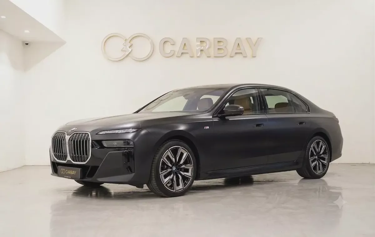 AED 6251 PM| BMW 735Li INDIVIDUAL M PACKAGE 2025| AGENCY WARRANTY  SERVICE CONTRACT FEB 2030 |