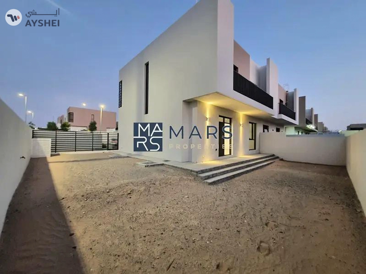 ✨ 4-Bedroom Corner Townhouse for Sale in Nasma Residence, Sharjah 🏡🌿