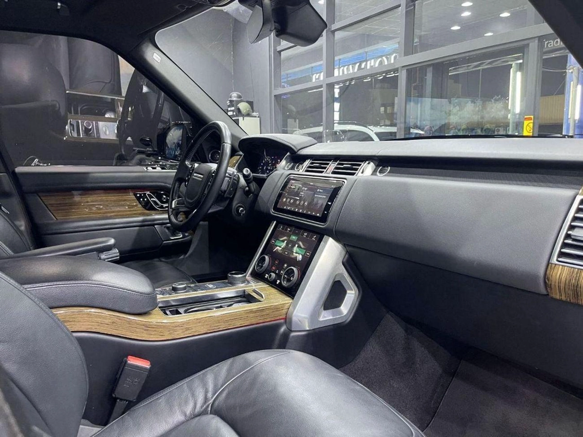 Land Rover Range Rover HSE Land Rover Range Rover 2019-18-0
