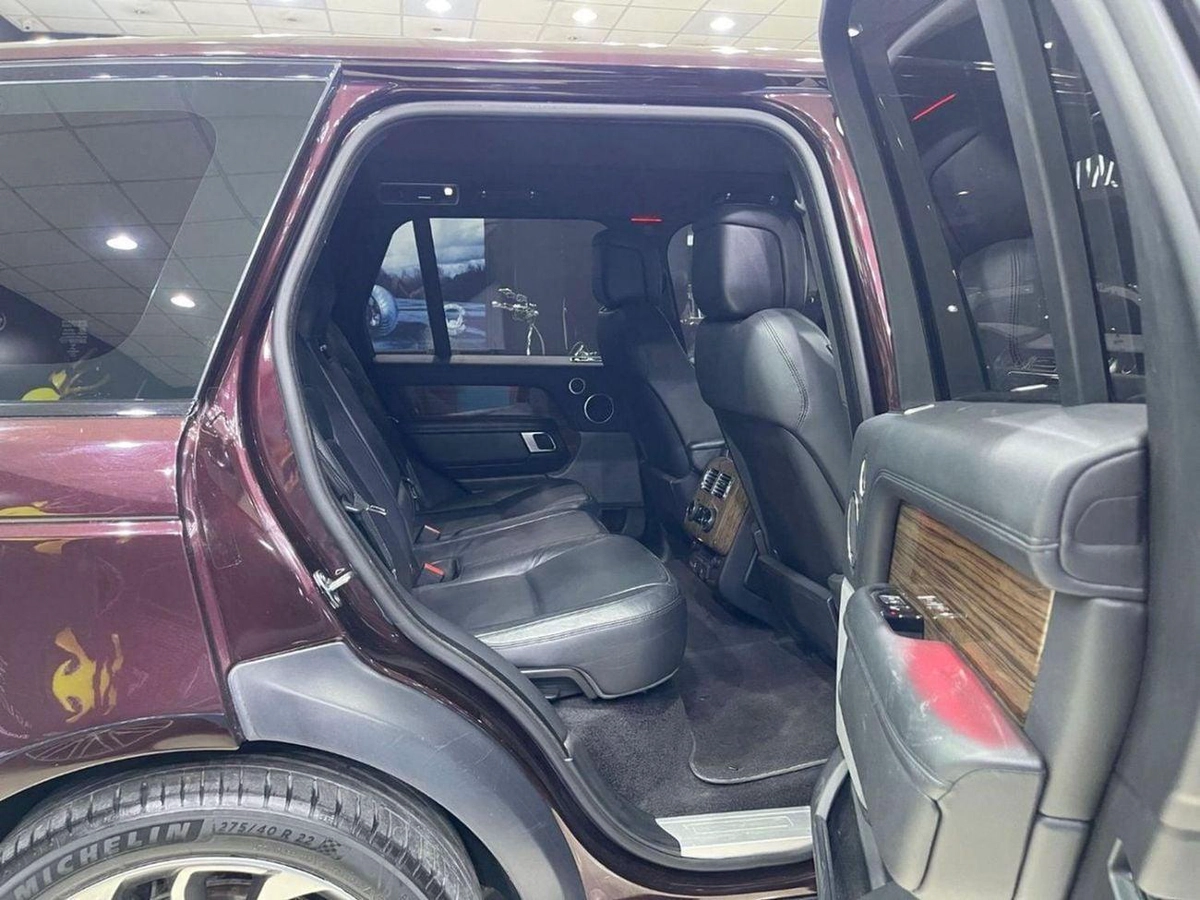 Land Rover Range Rover HSE Land Rover Range Rover 2019-19-0
