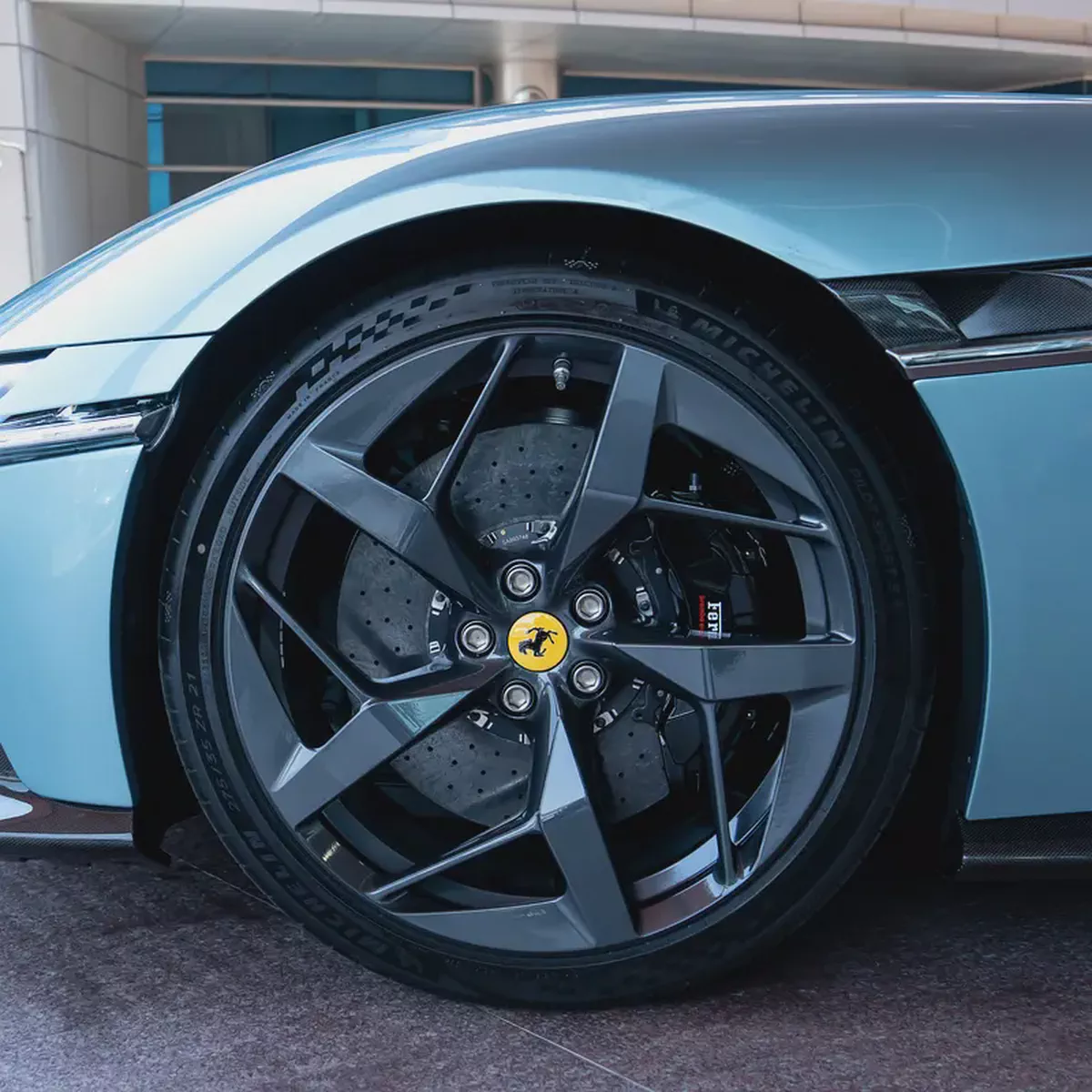 2025  FERRARI 12CILINIDRI ( CARBON BODY KIT ) BRAND NEW-16-16