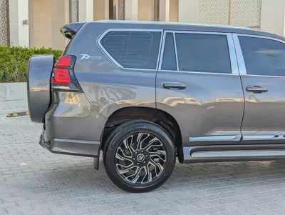TOYOTA PRADO 2012 FACELIFTED 2023 WITH INTERIOR AND EXTERIOR V4 2.7L GCC IN EXCELLENT CONDITION-10