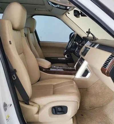 Land Rover Range Rover VOGUE SE HSE 5.0L VOGUE HSE V8 5.0L-8CYL FULL OPTION - EXCELLENT CONDITION GCC SPECIFICATION-8