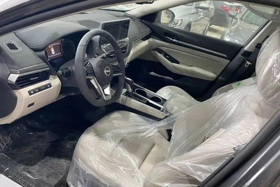 New Nissan Altima 2025 Grey – Modern Sedan-8