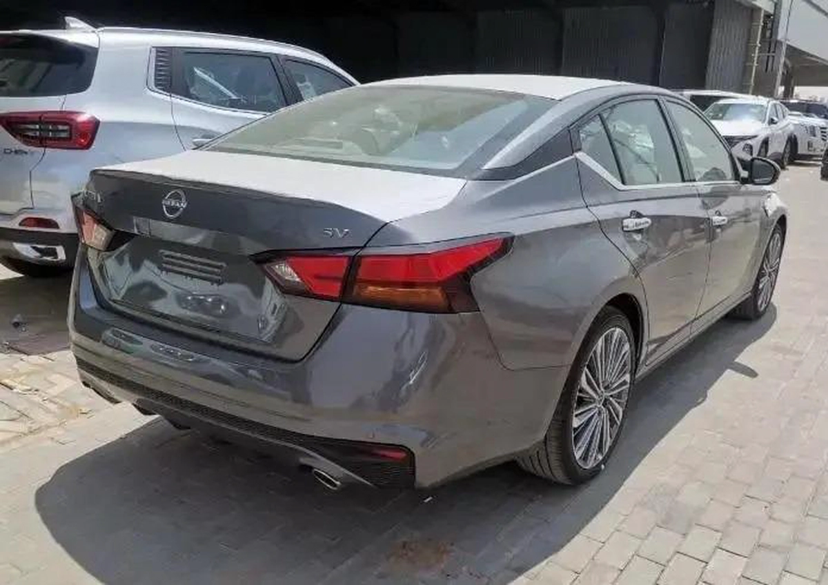 New Nissan Altima 2025 Grey – Modern Sedan-1-1